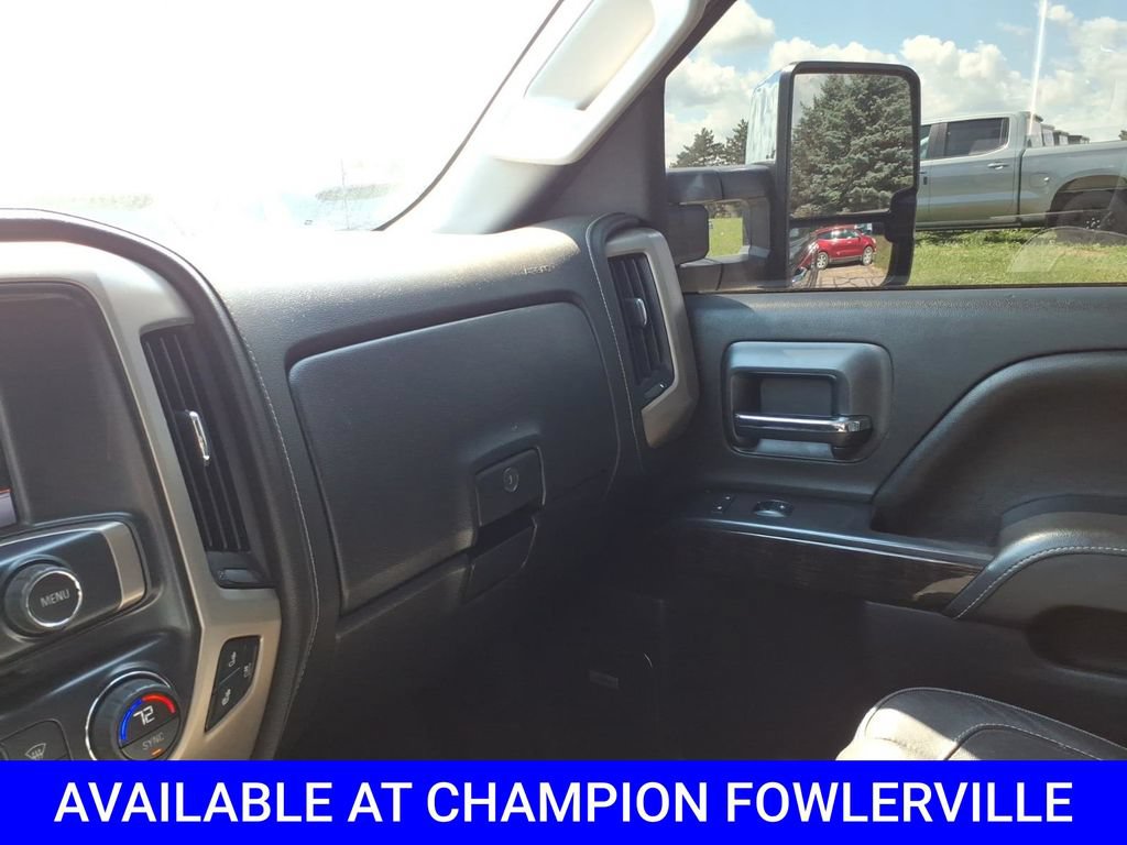 Used 2016 GMC Sierra 2500 Denali w/ Duramax Plus Package AWD/4WD image 20