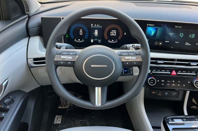 New 2026 Hyundai Tucson SEL AWD/4WD image 13