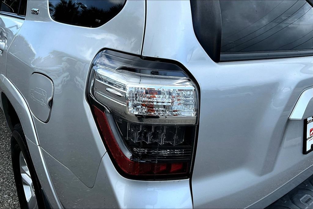 Used 2019 Toyota 4Runner SR5 RWD image 19