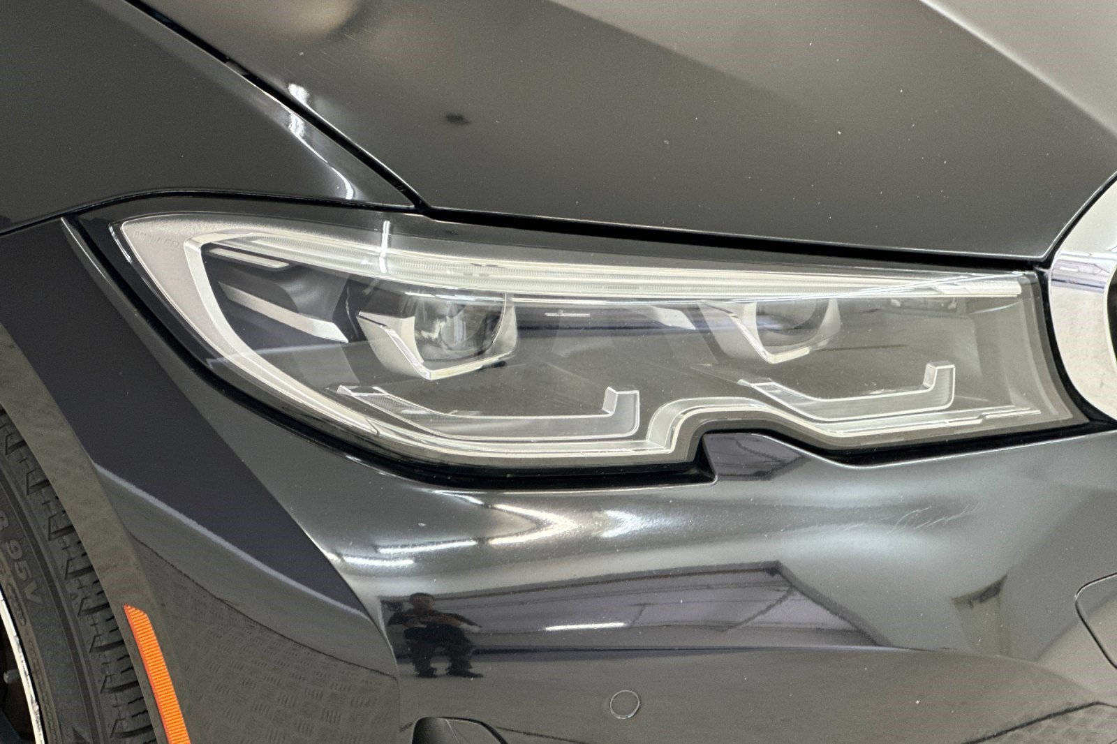 Used 2019 BMW 330i Sedan w/ Convenience Package RWD image 11