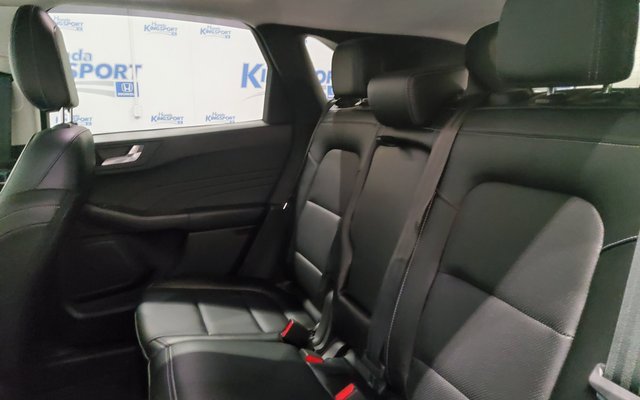Used 2022 Ford Escape Titanium w/ Class II Trailer Tow Package image 22