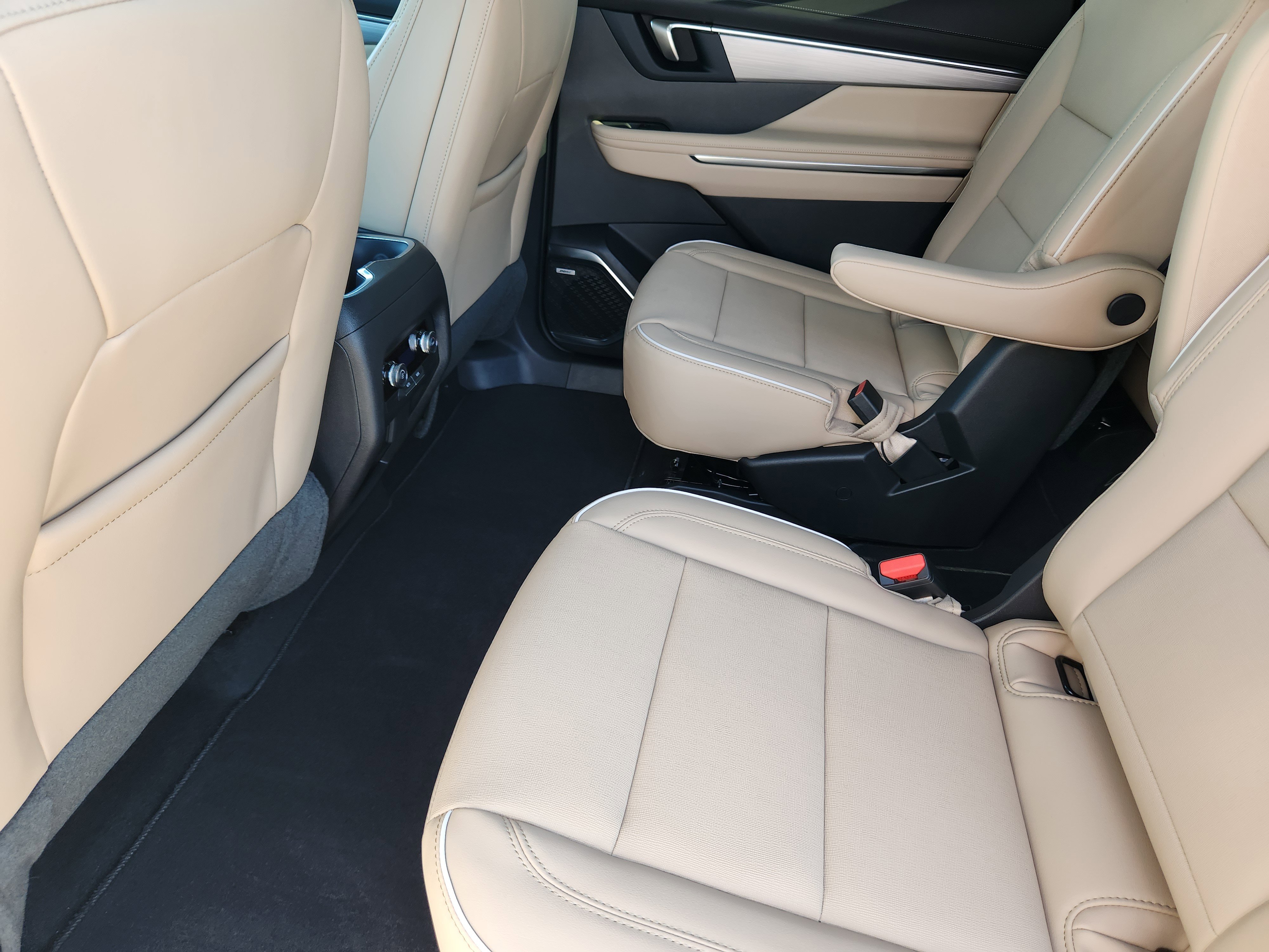 New 2026 Buick Enclave Preferred w/ Power Package image 39