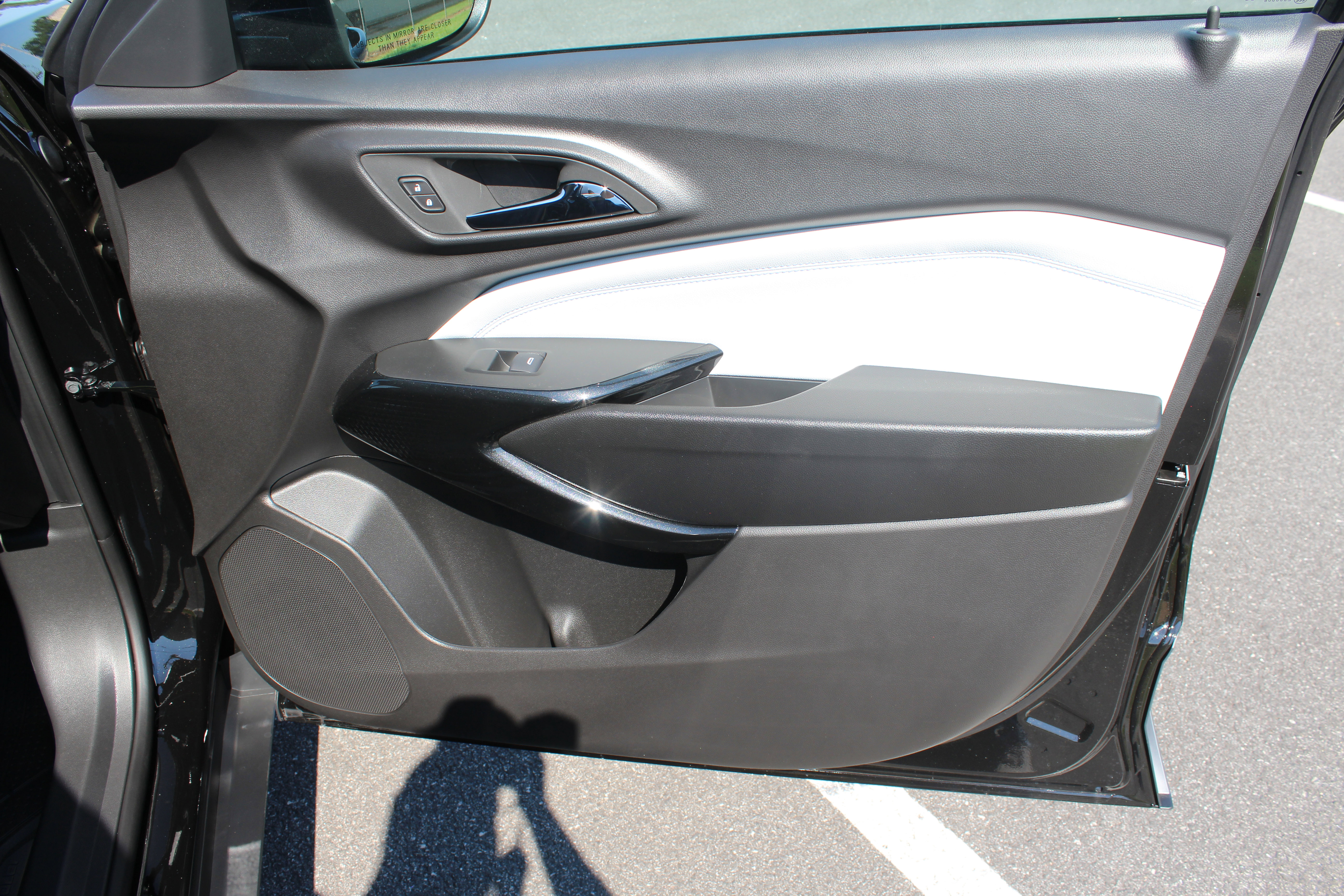 New 2025 Chevrolet Trax LT w/ Driver Confidence Package image 48