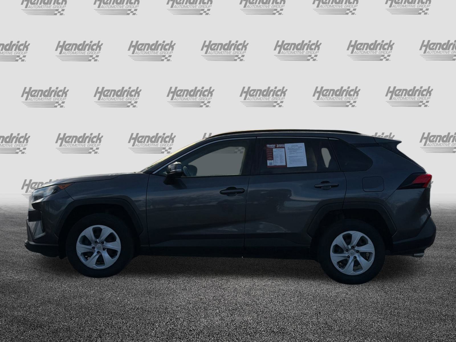 Used 2019 Toyota RAV4 LE image 8