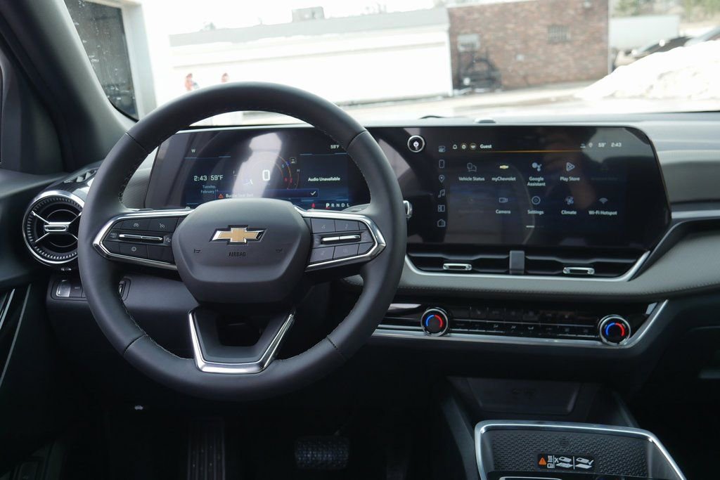 New 2026 Chevrolet Equinox LT w/ Convenience Package II image 8