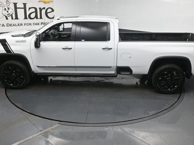 Used 2025 Chevrolet Silverado 2500 High Country w/ High Country Premium Package AWD/4WD image 40