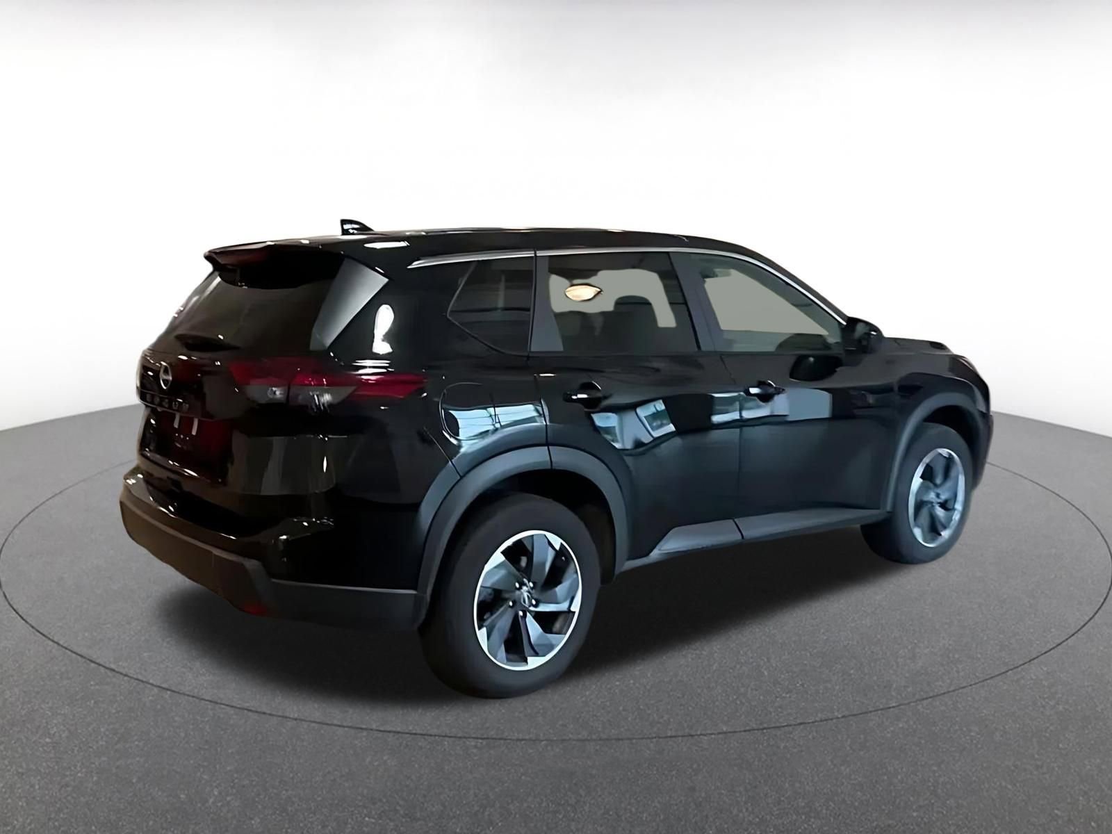 Used 2025 Nissan Rogue SV FWD image 14