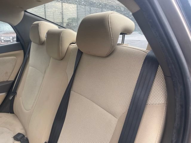 Used 2013 Hyundai Accent GLS FWD image 17