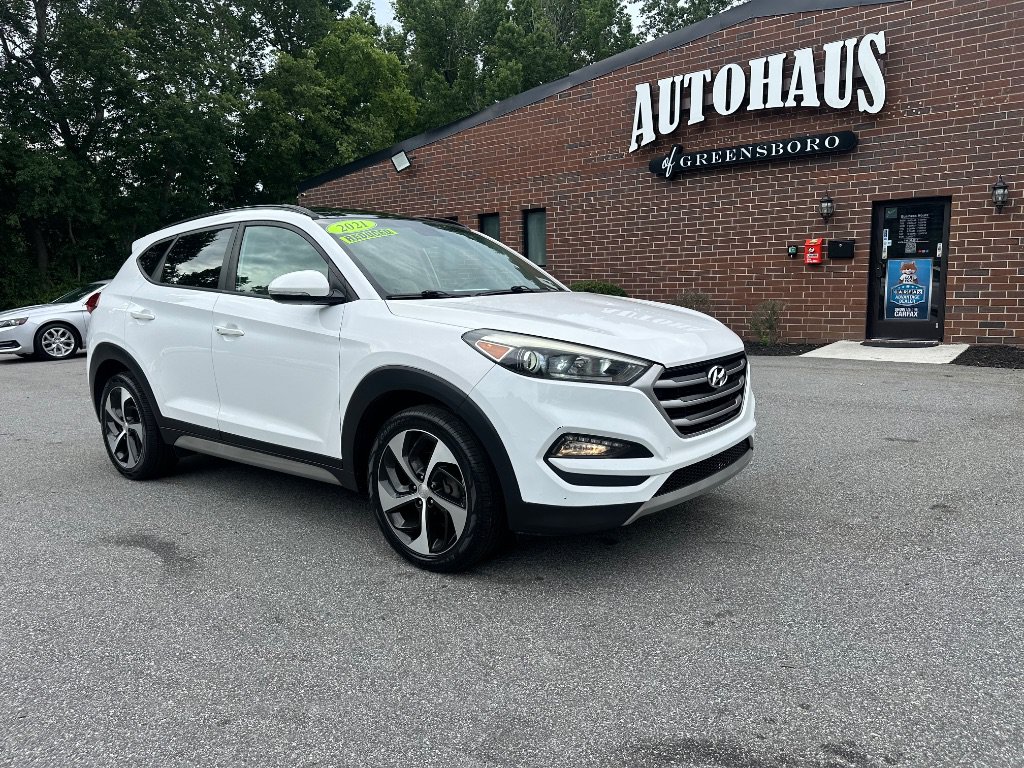 Used 2017 Hyundai Tucson Value AWD/4WD image 1
