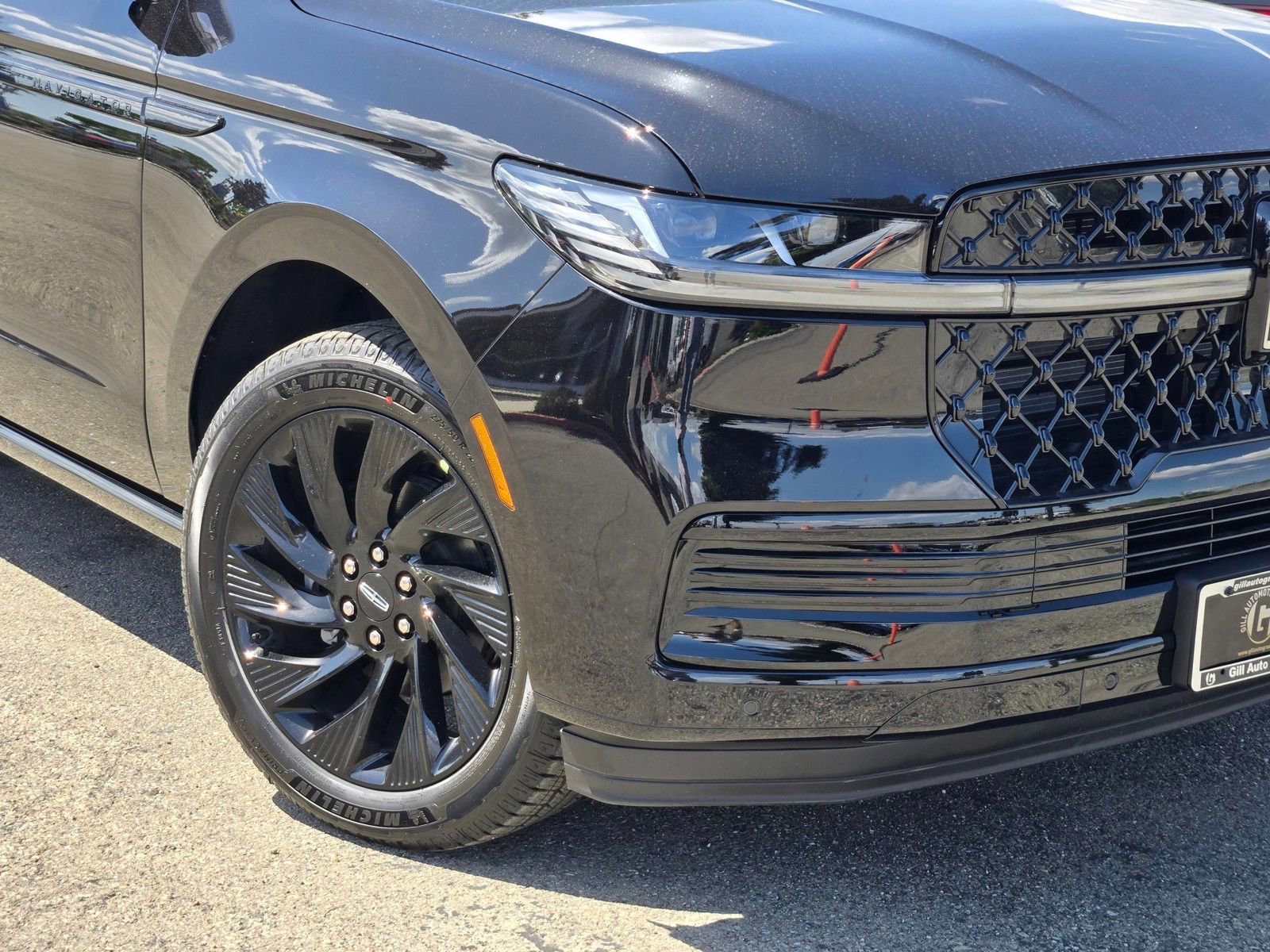 New 2026 Lincoln Navigator L Reserve AWD/4WD image 6