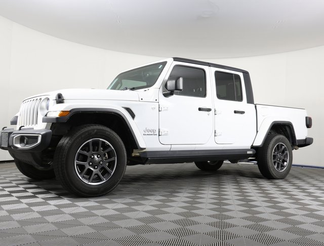 Used 2020 Jeep Gladiator Overland image 1