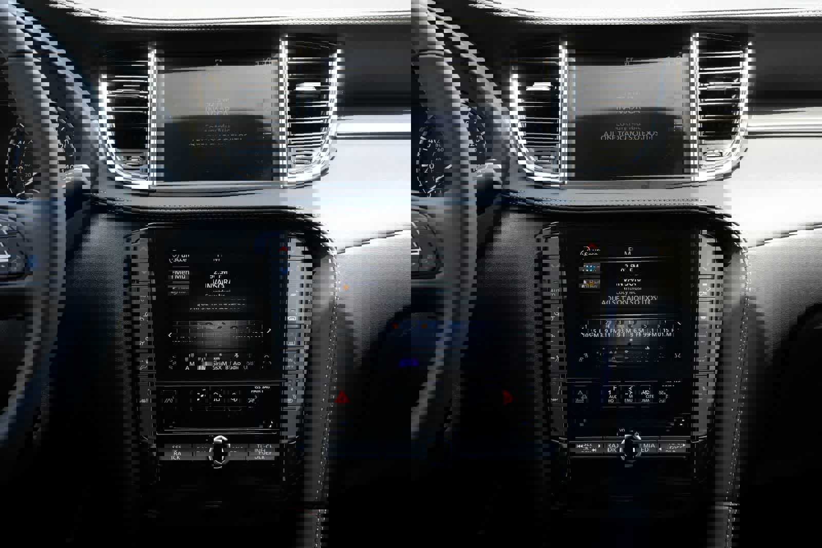 Certified 2025 INFINITI QX55 Luxe w/ Cargo Package AWD/4WD image 13