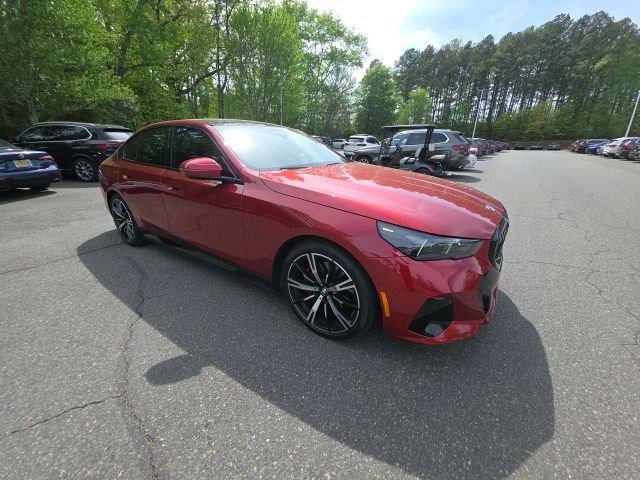 Used 2026 BMW 530i w/ Executive Package image 7