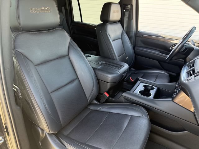 Used 2021 Chevrolet Suburban High Country AWD/4WD image 27