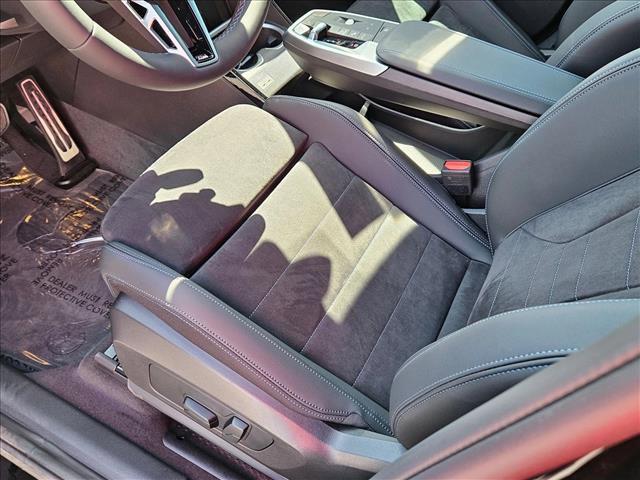 New 2026 BMW X1 M35i w/ Convenience Package image 4