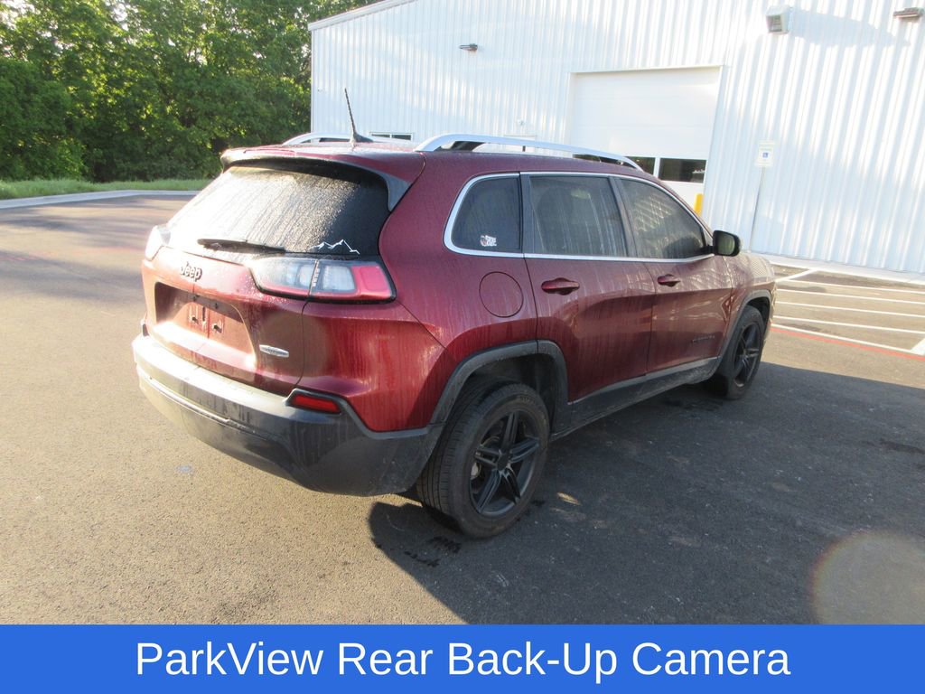 Used 2019 Jeep Cherokee Latitude w/ Popular Appearance Group FWD image 3