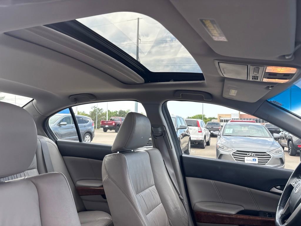 Used 2011 Honda Accord EX-L image 29