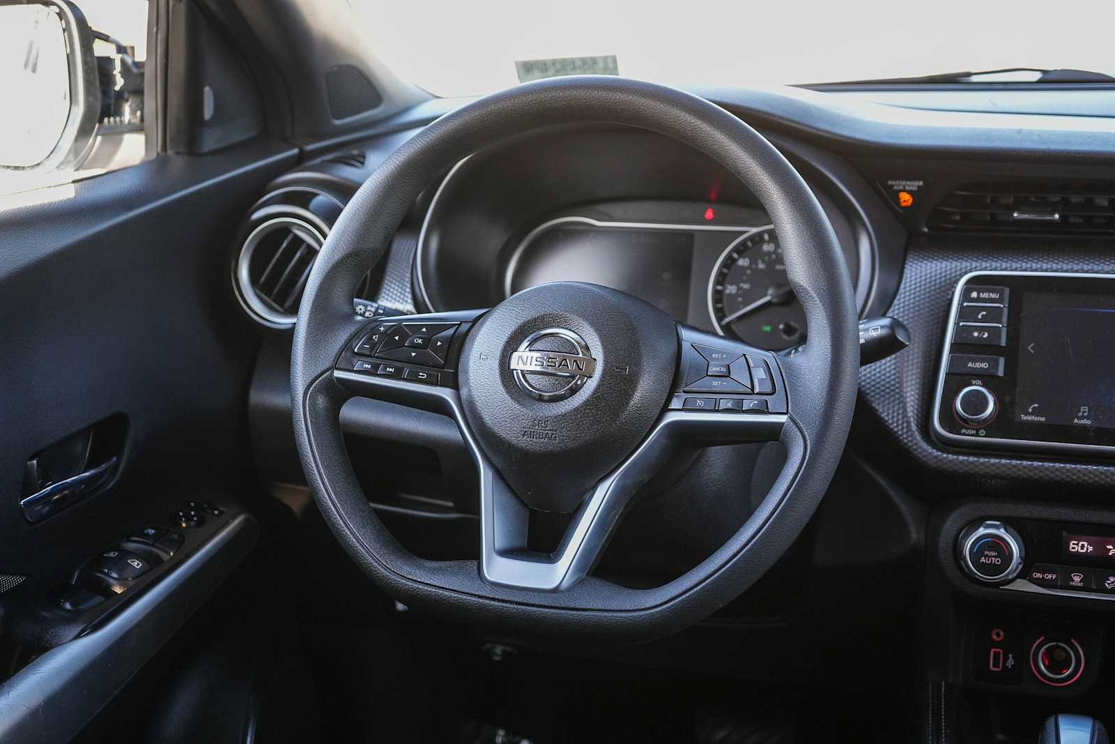 Used 2020 Nissan Kicks SV FWD image 15