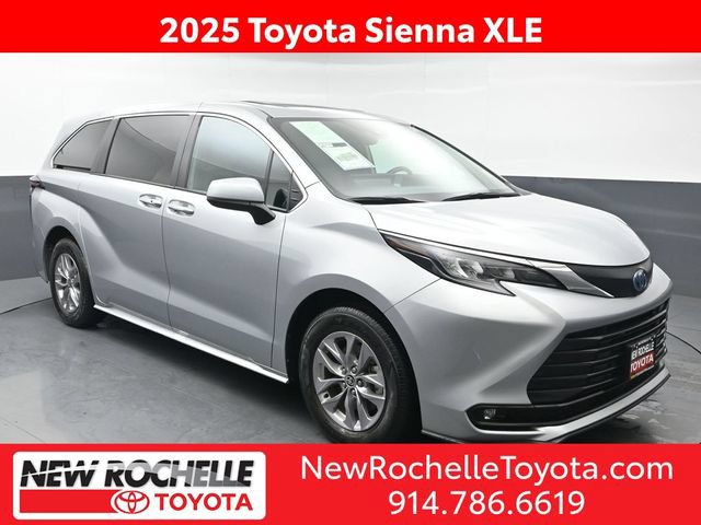 Used 2025 Toyota Sienna XLE