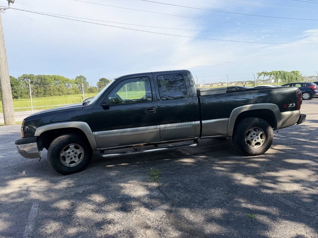 Used 2003 Chevrolet Silverado 1500 LS w/ Off-Road Package AWD/4WD image 6