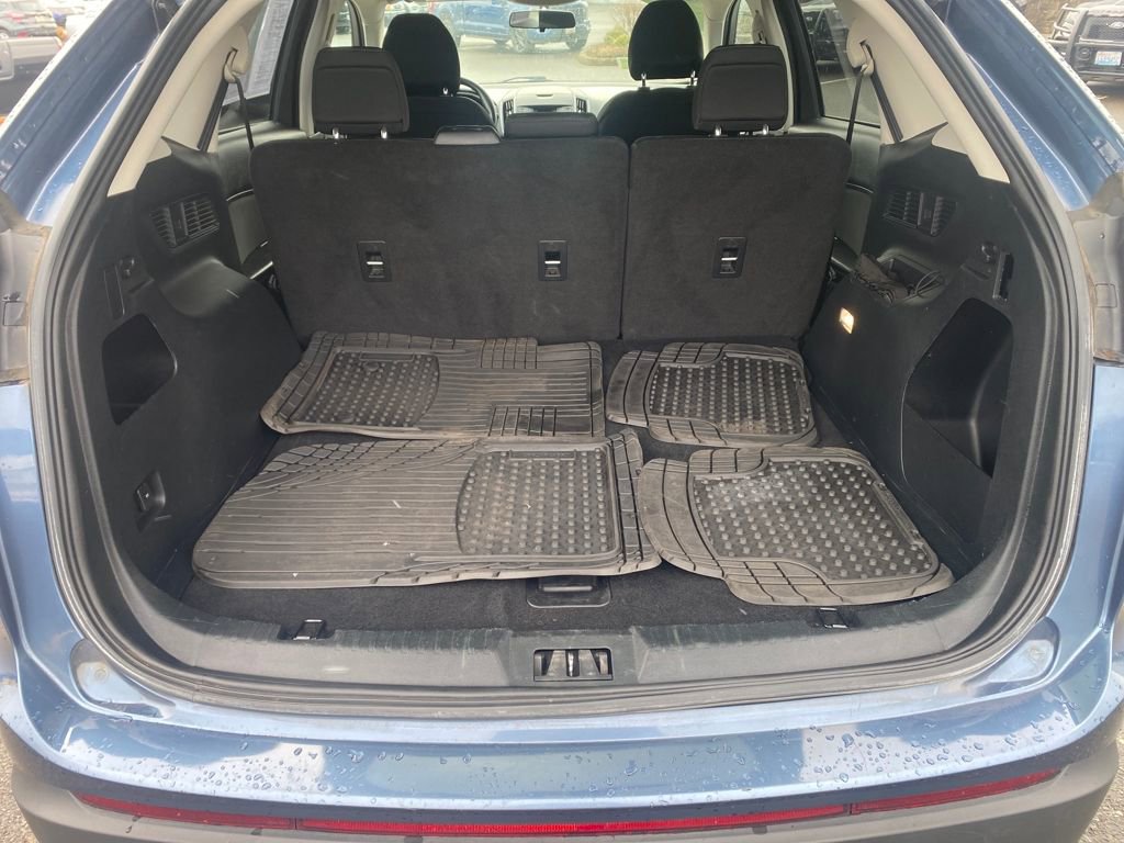 Used 2018 Ford Edge SE image 29