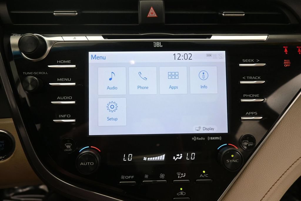 Used 2018 Toyota Camry XLE FWD image 24