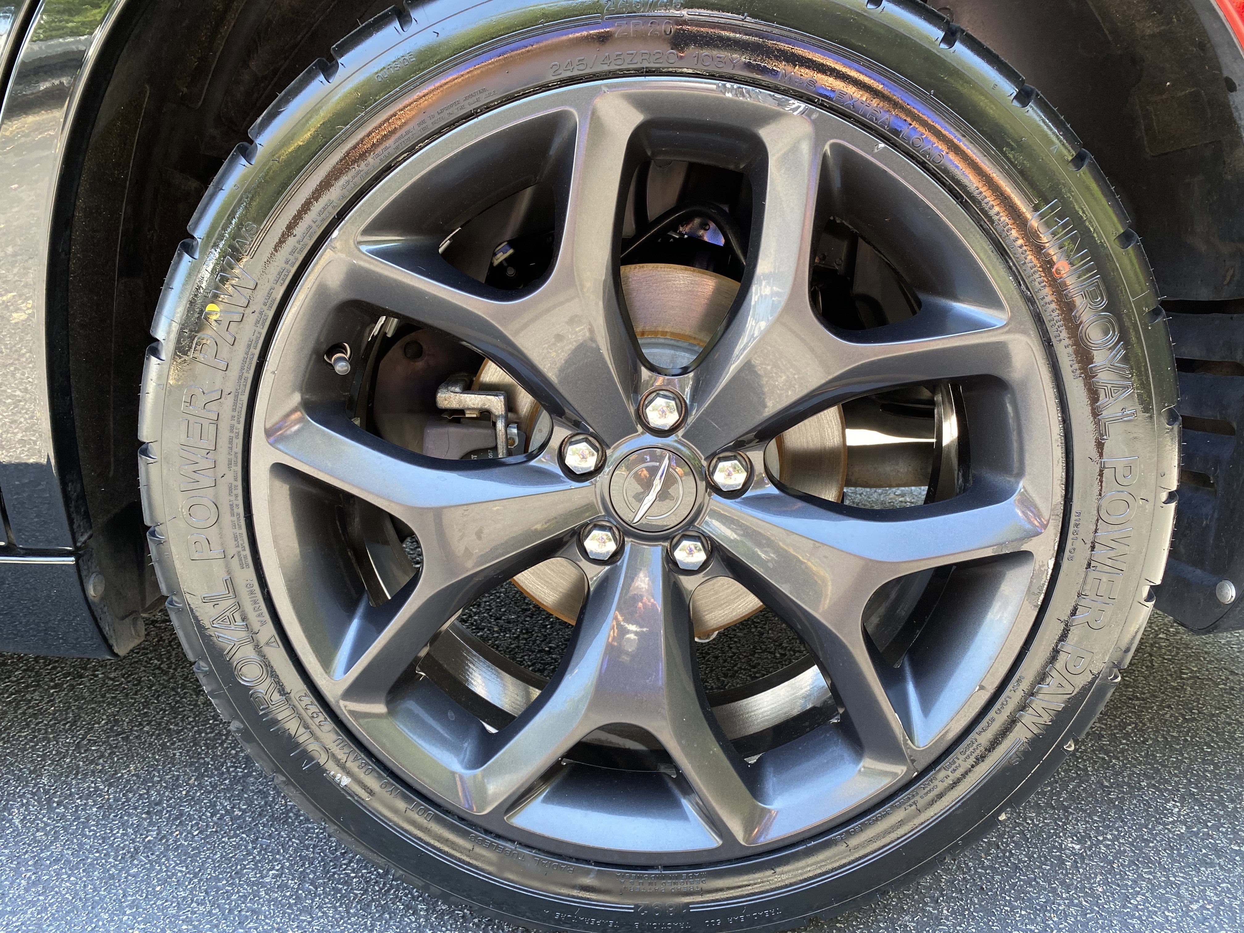 Used 2020 Chrysler 300 Touring w/ Sport Appearance Package image 12