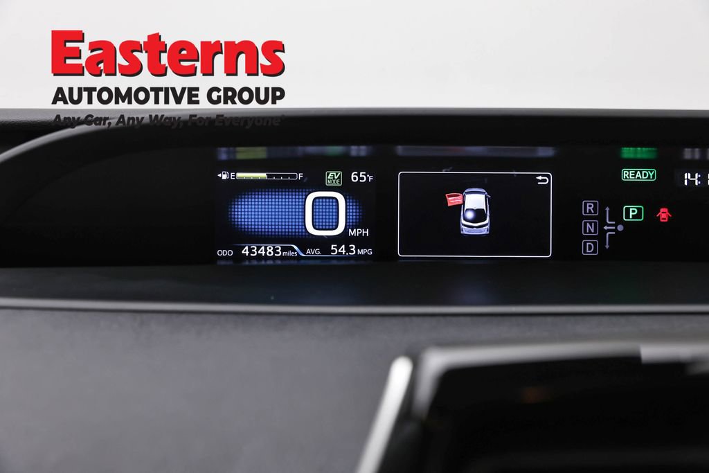 Used 2020 Toyota Prius Prime LE w/ Carpet Mat Package FWD image 12