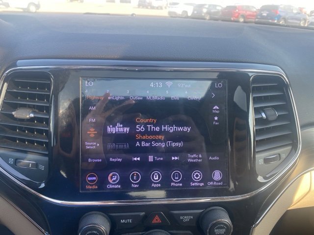 Used 2020 Jeep Grand Cherokee Limited w/ Trailer Tow Group IV image 23