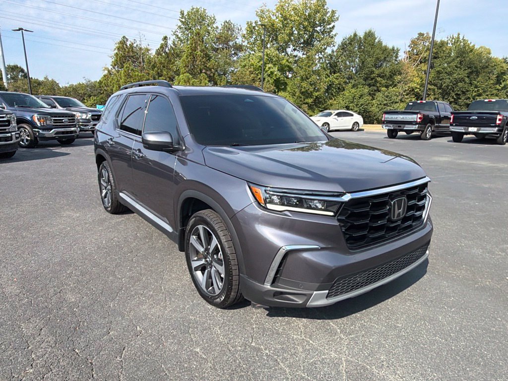Used 2025 Honda Pilot Touring image 42