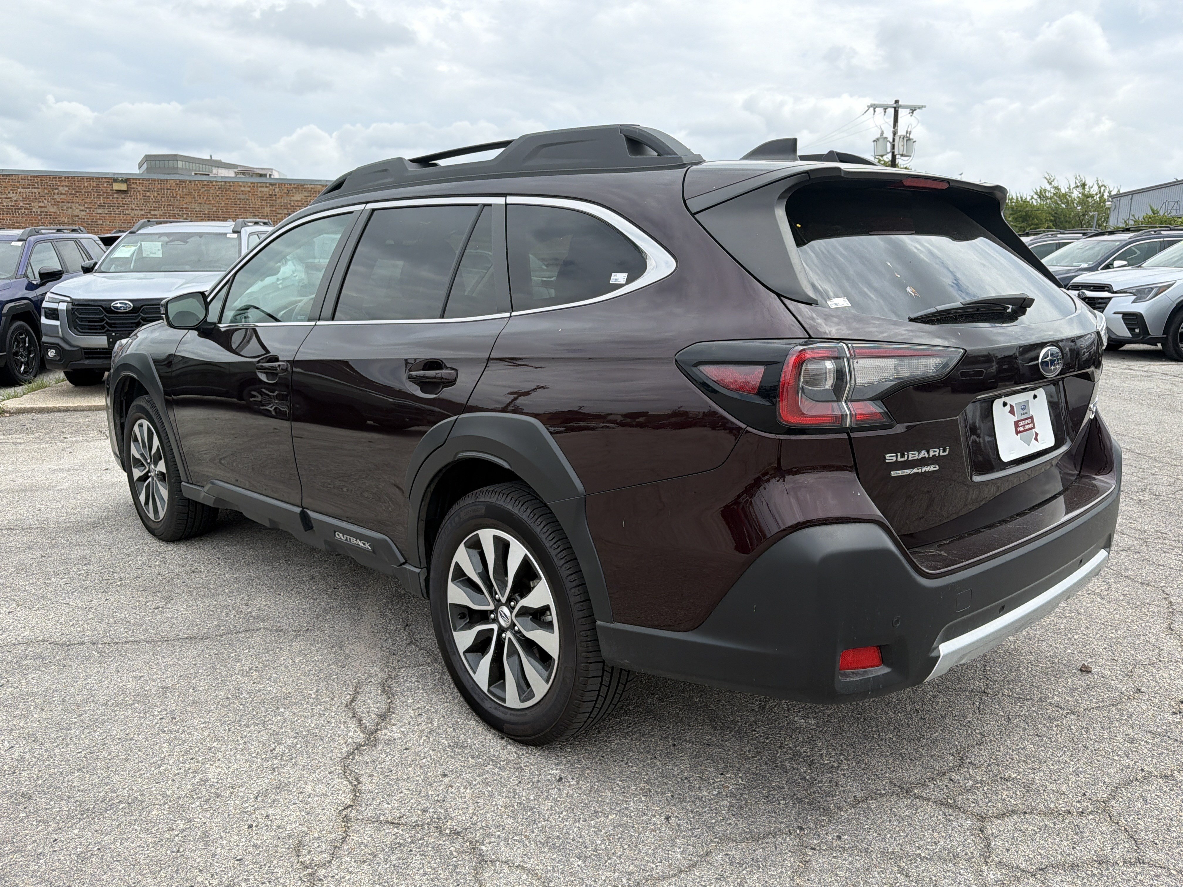 Used 2023 Subaru Outback Limited XT AWD/4WD image 5