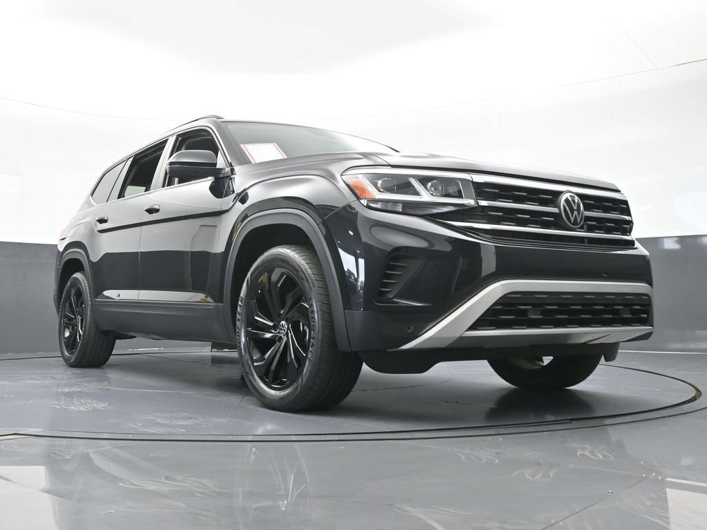 Used 2022 Volkswagen Atlas SE w/ Black Wheel Package image 65