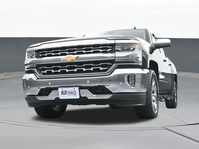 Used 2018 Chevrolet Silverado 1500 LTZ w/ Texas Edition image 52