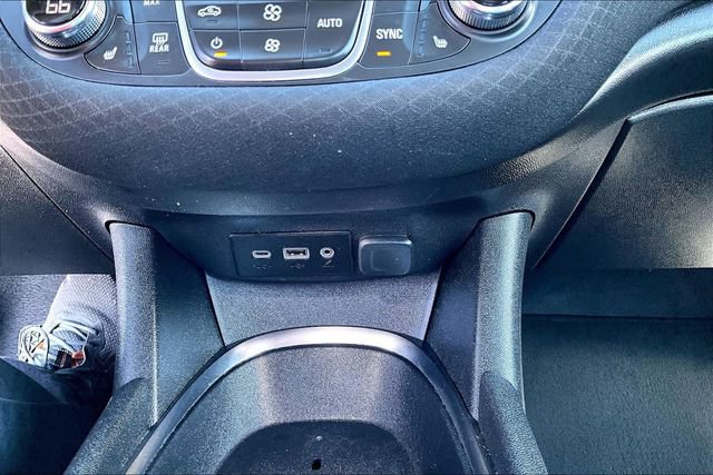 Used 2024 Chevrolet Malibu LT FWD image 15