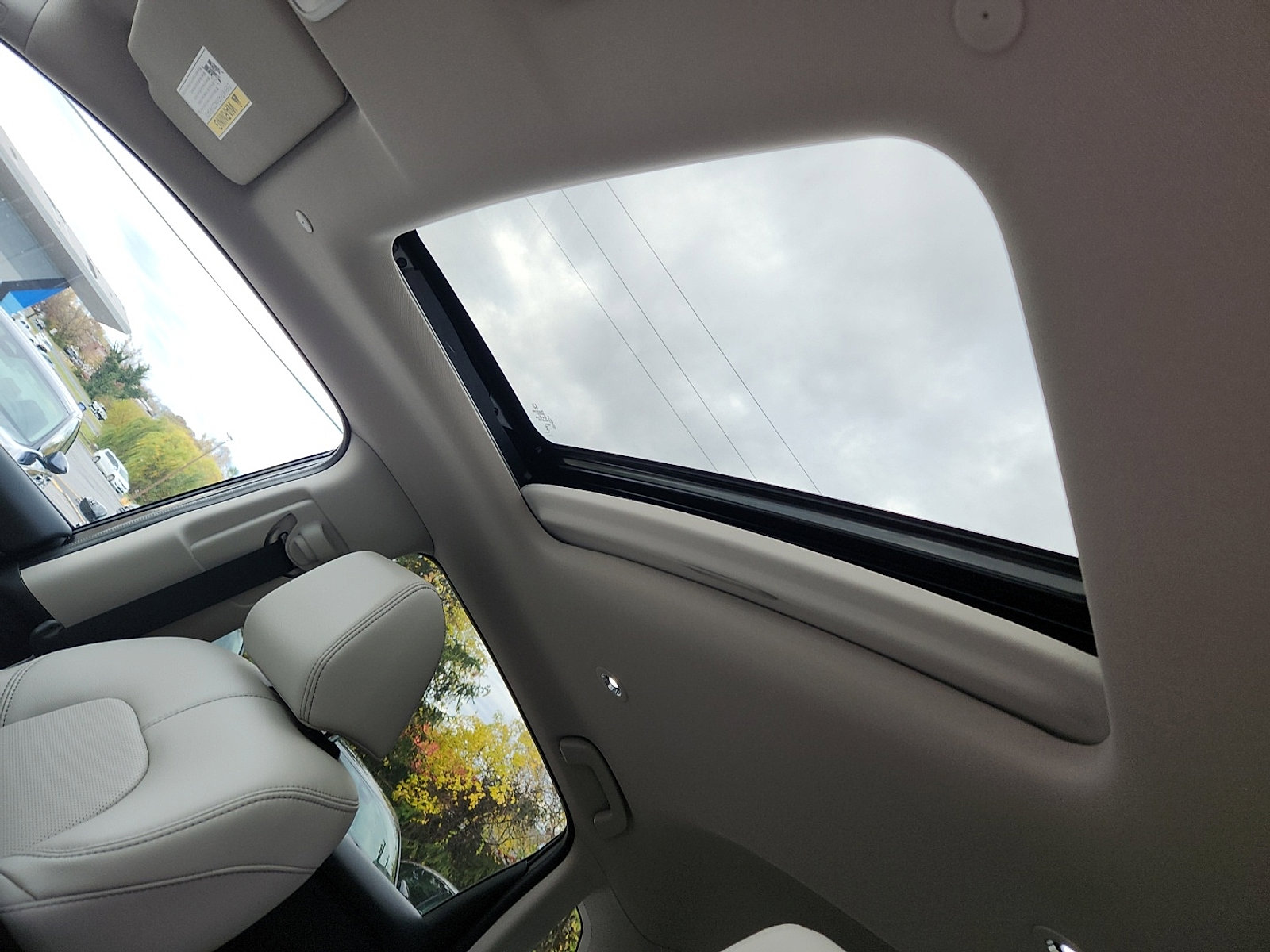 New 2026 Honda HR-V EX-L image 10