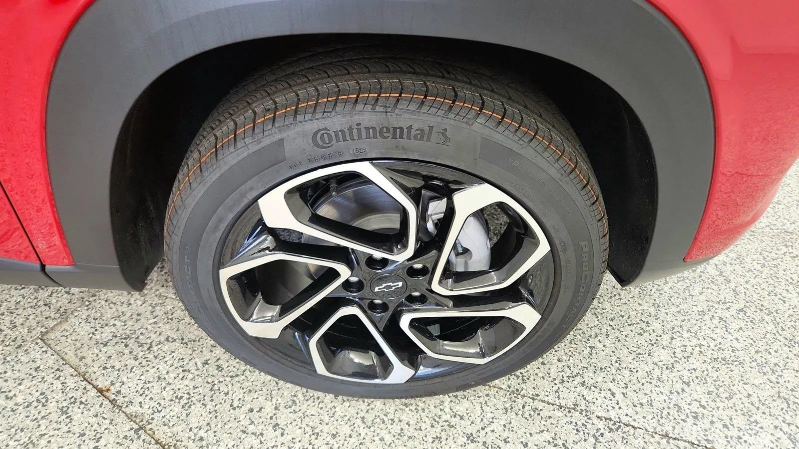 New 2026 Chevrolet Trax RS w/ Driver Confidence Package FWD image 30