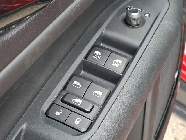 New 2026 Jeep Compass Latitude image 13