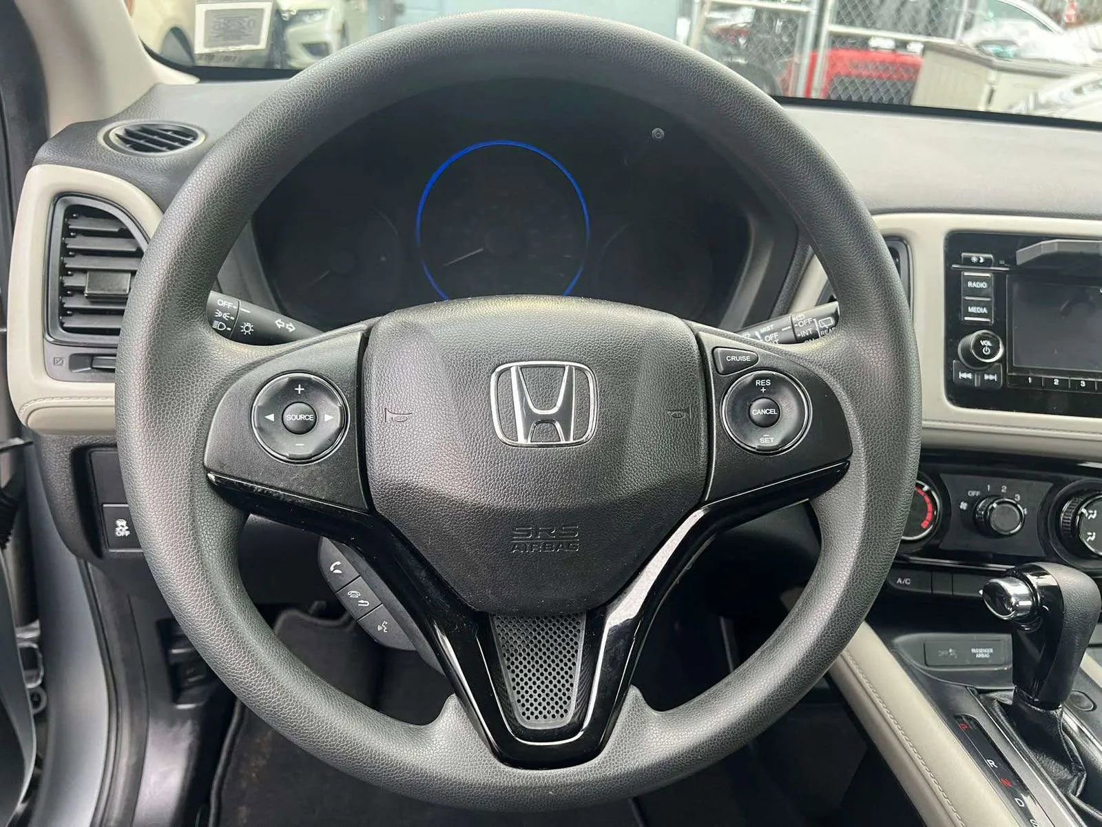 Used 2019 Honda HR-V LX image 12