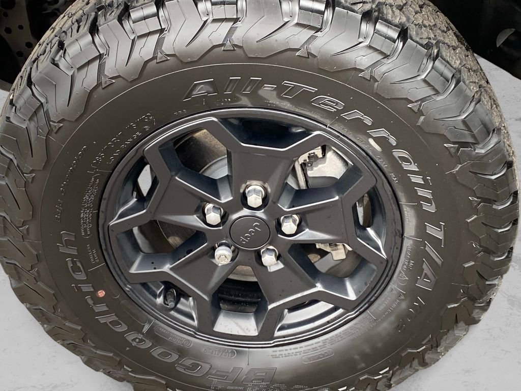 Certified 2023 Jeep Wrangler Unlimited Rubicon 4xe image 35