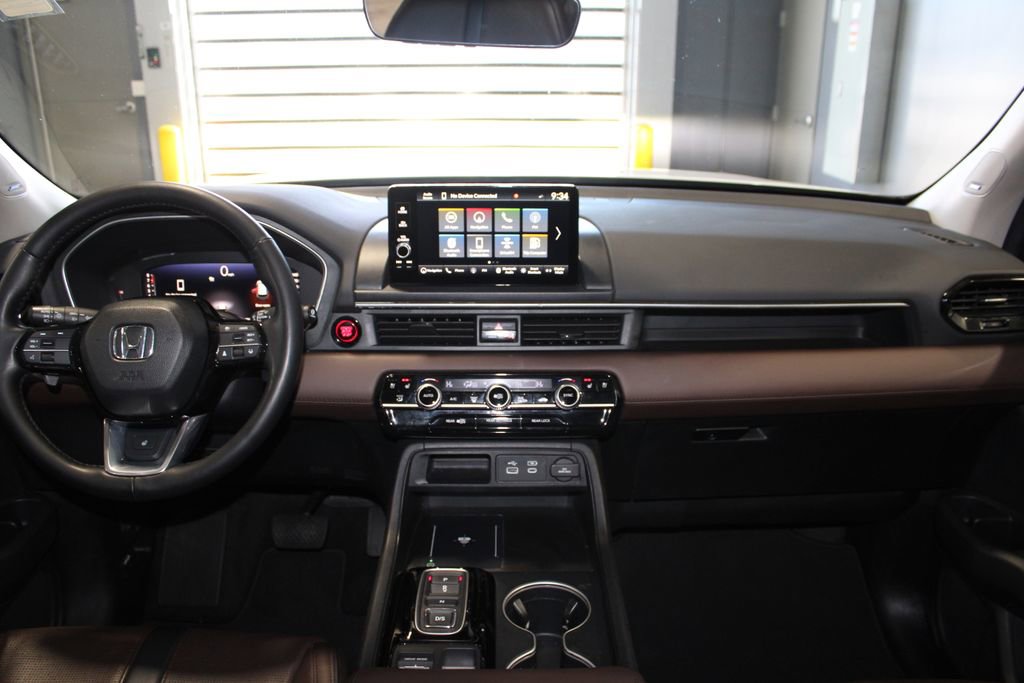 Used 2024 Honda Pilot Elite image 27