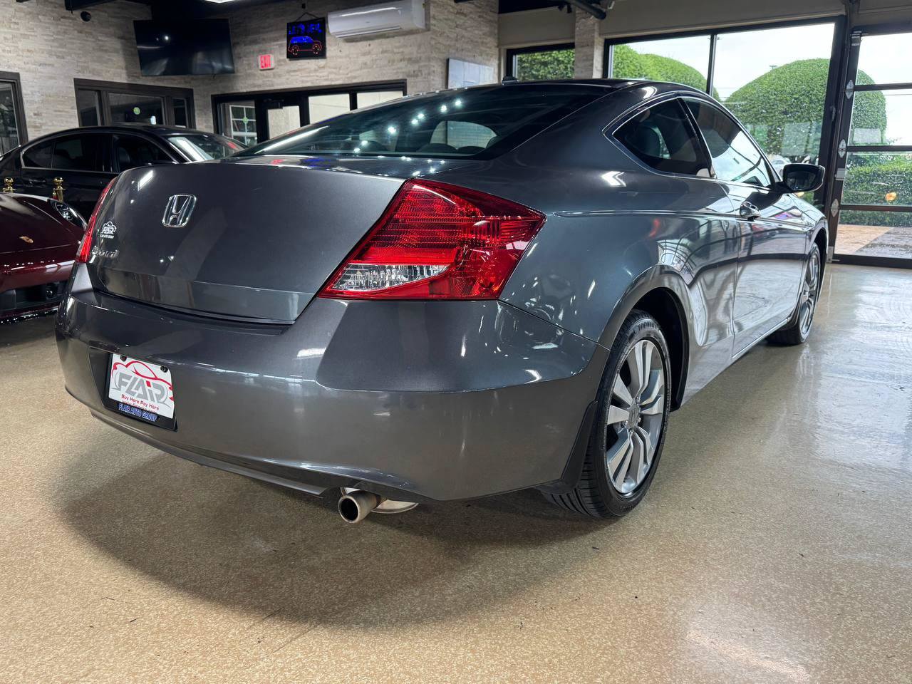 Used 2011 Honda Accord EX-L image 7