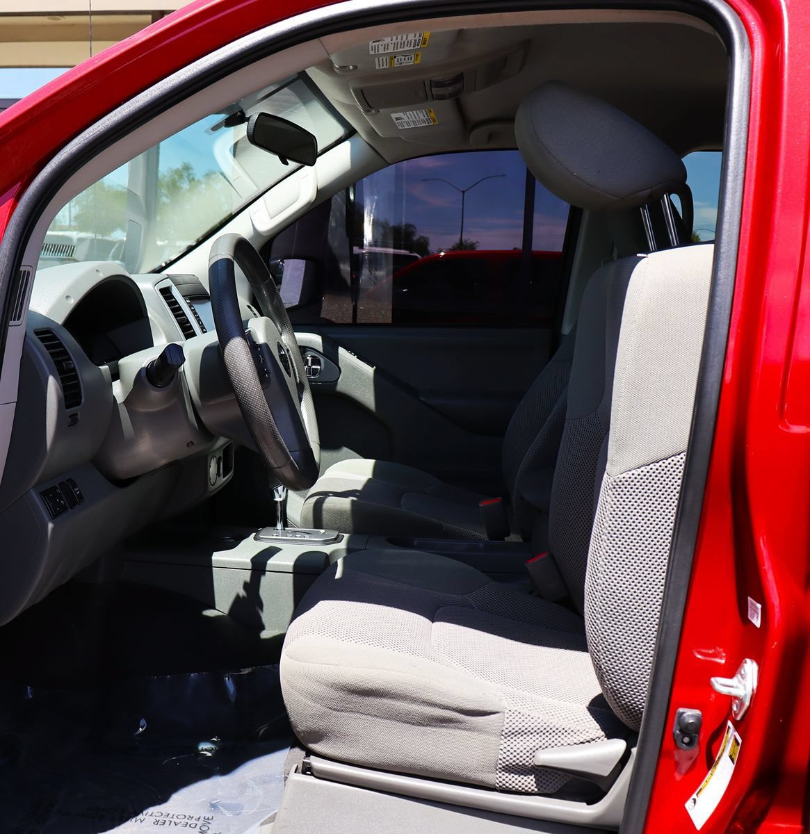 Used 2021 Nissan Frontier SV RWD image 36