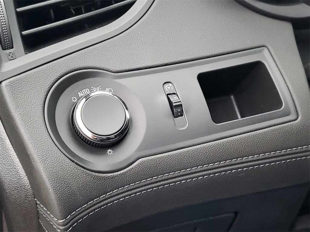 Used 2016 Buick LaCrosse Leather image 18