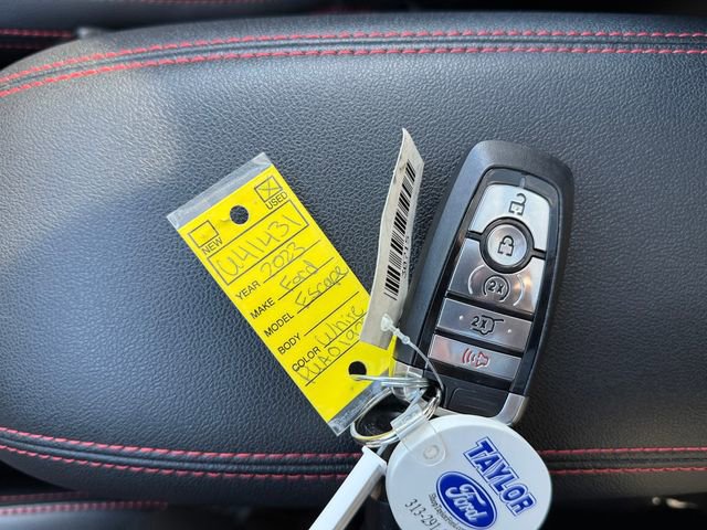 Certified 2023 Ford Escape ST-Line Elite w/ Premium Technology Package image 15