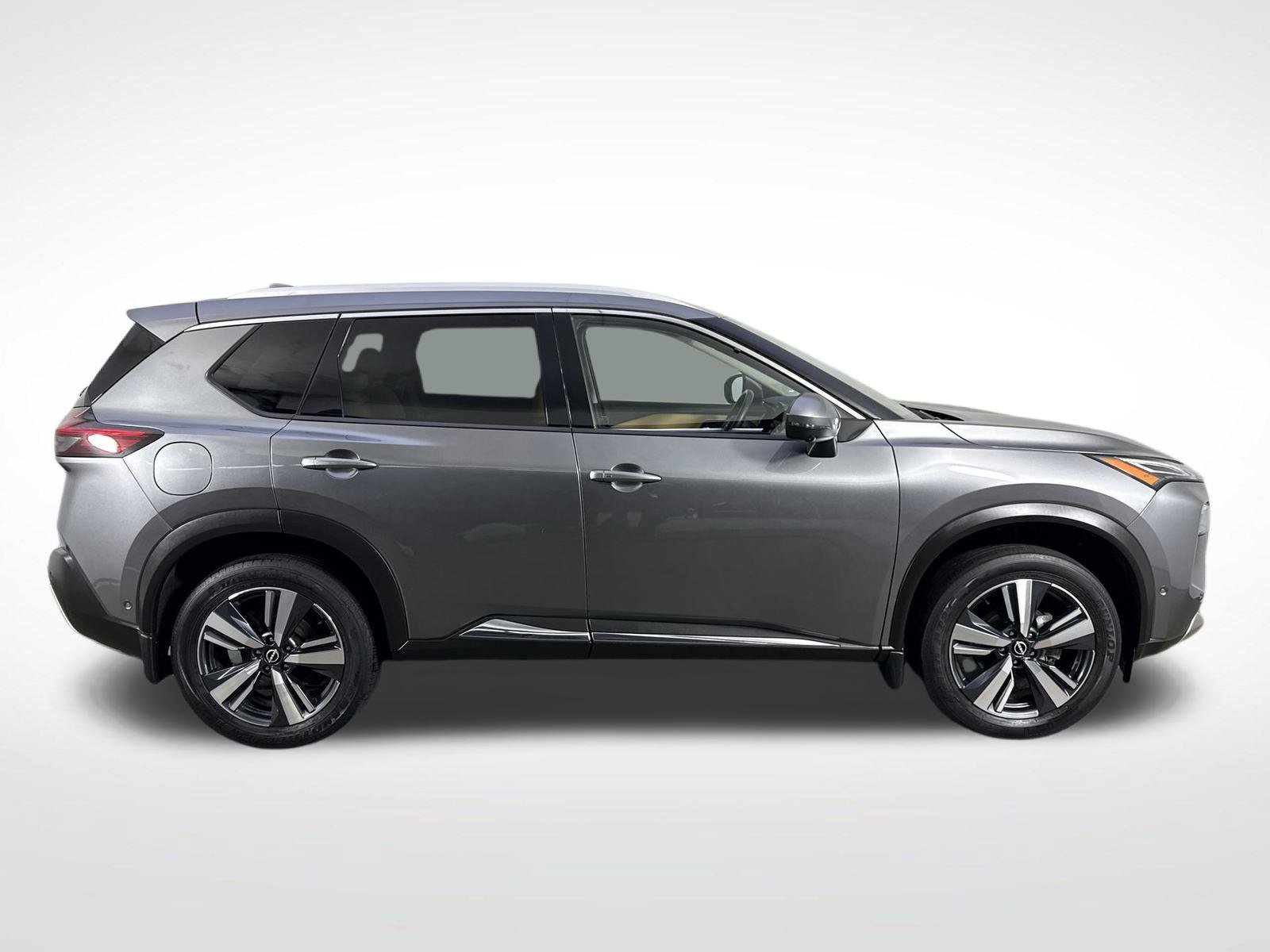 Certified 2023 Nissan Rogue Platinum w/ Platinum Premium Package AWD/4WD image 39