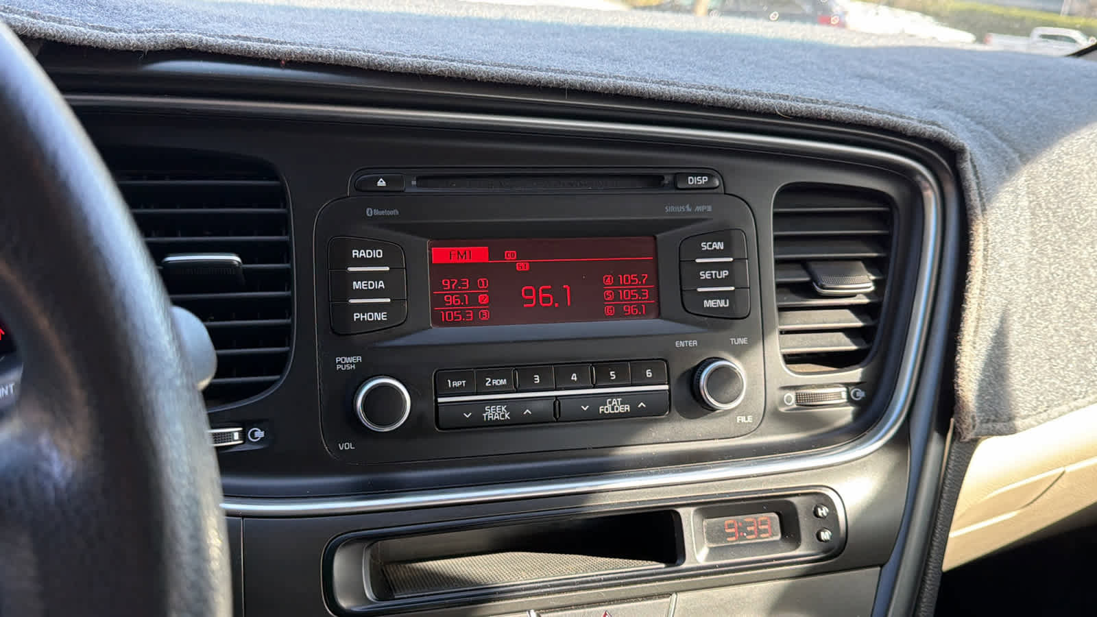 Used 2015 Kia Optima LX image 14