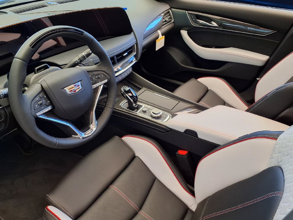 New 2026 Cadillac CT5 V Blackwing w/ Precision Package RWD image 18