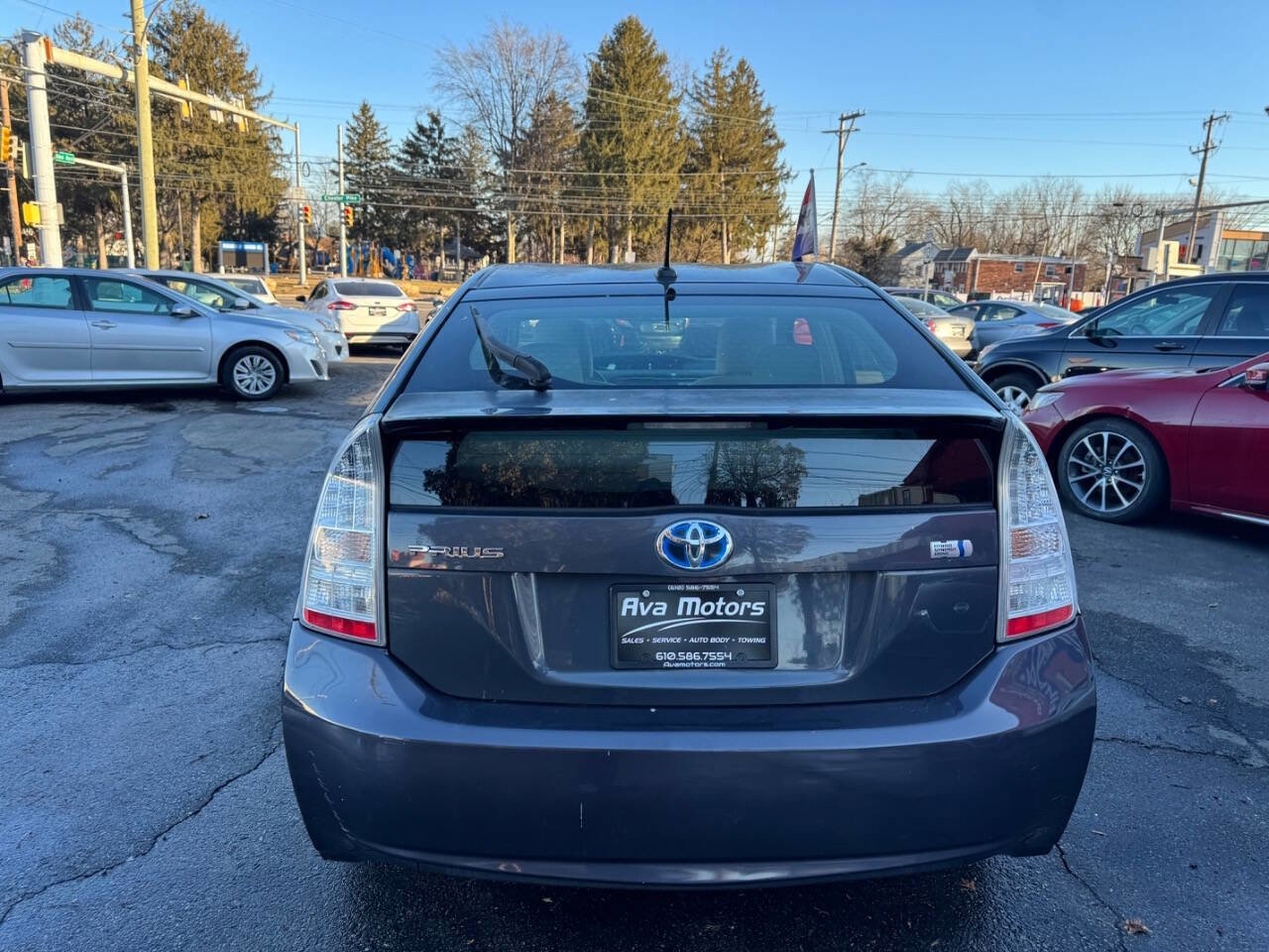 Used 2011 Toyota Prius Two image 5