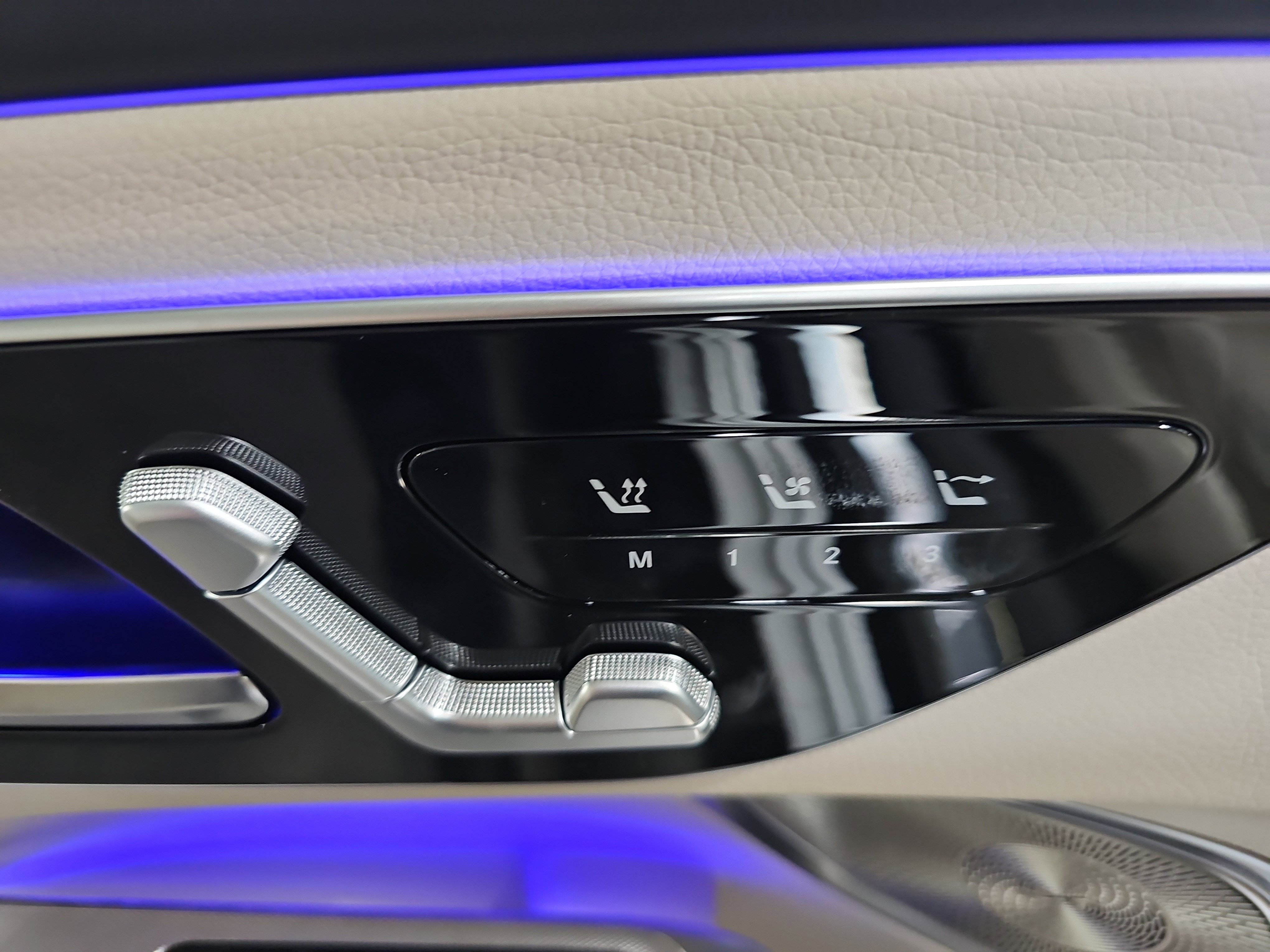 New 2026 Mercedes-Benz CLE 450 4MATIC Cabriolet image 31