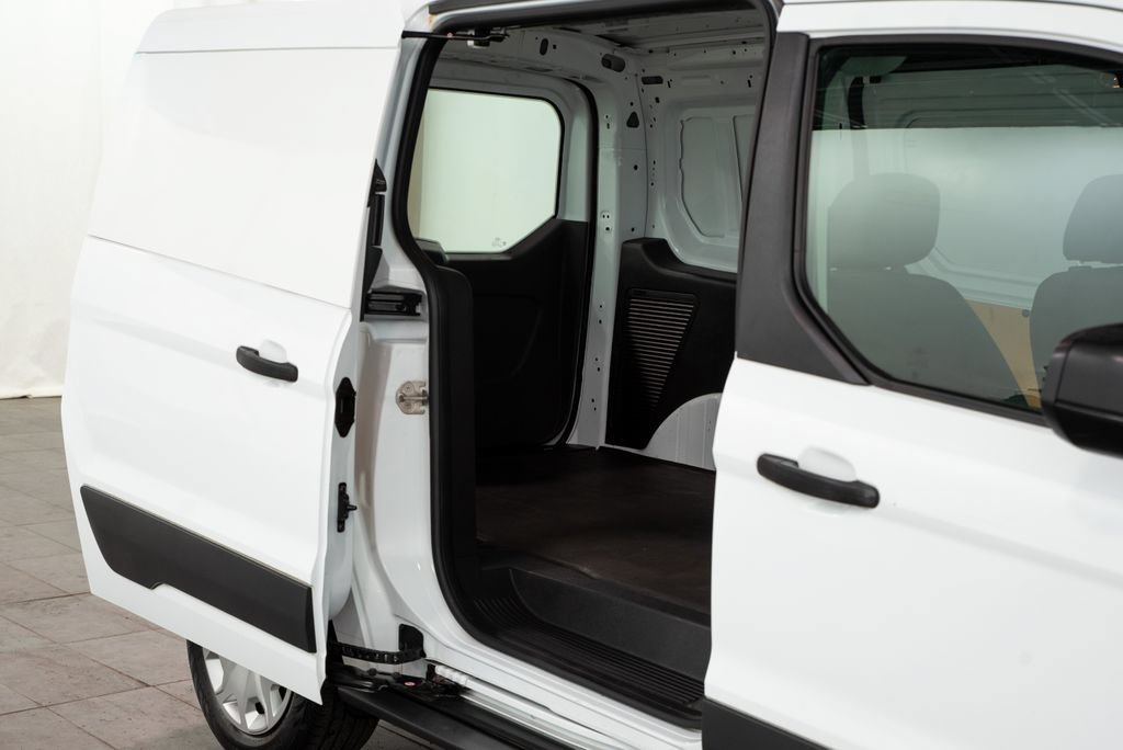 Used 2016 Ford Transit Connect XL FWD image 13